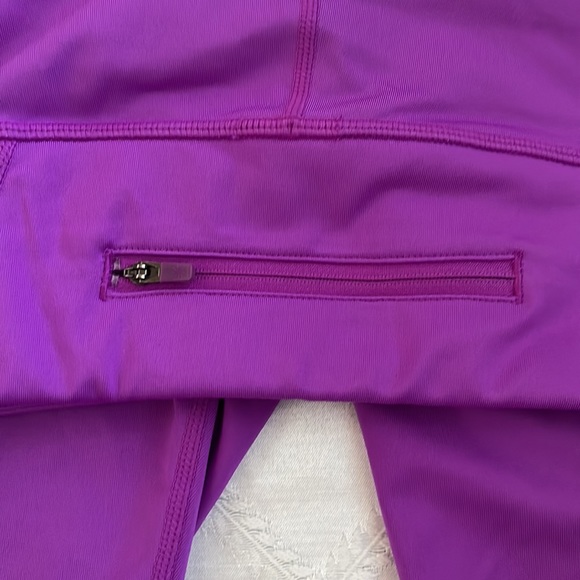 Athleta capri leggings - Picture 3 of 4